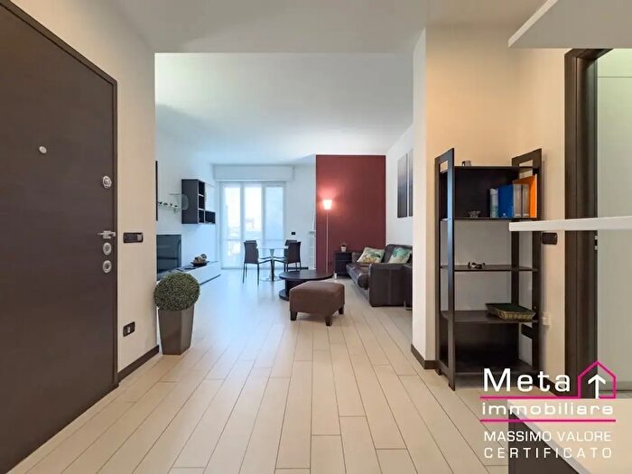 Appartamento trilocale in vendita in Via Enrico Mattei, San Donato Milanese