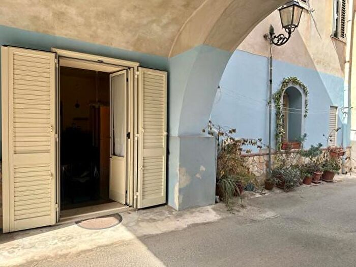 Casa bilocale in vendita in Via Risorgimento, Barcellona Pozzo Di Gotto