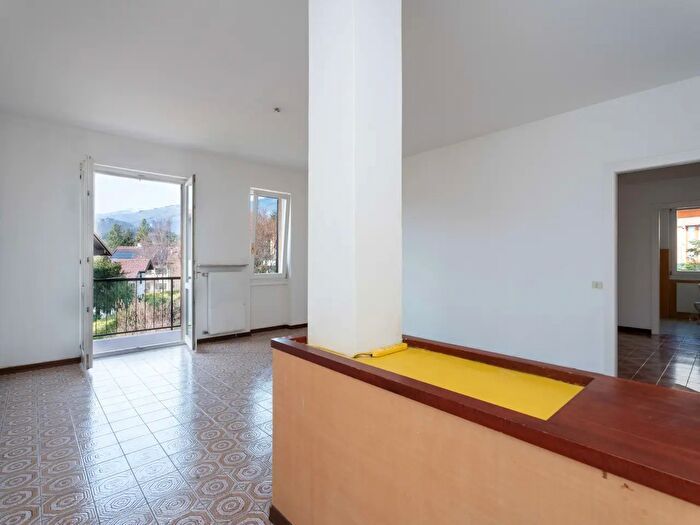 Appartamento quadrilocale in vendita in Via San Defendente, Clusone