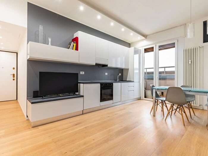 Appartamento bilocale in affitto in Viale Monte Ceneri, Ghisolfa Mac Mahon, Milano
