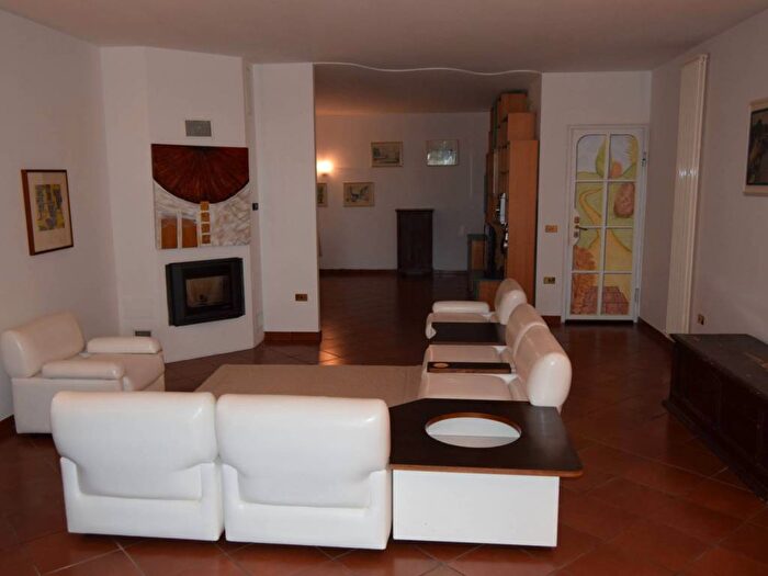 Appartamento quadrilocale in affitto in Via Alberto Apponi, Ponte San Giovanni Balanzano, Perugia