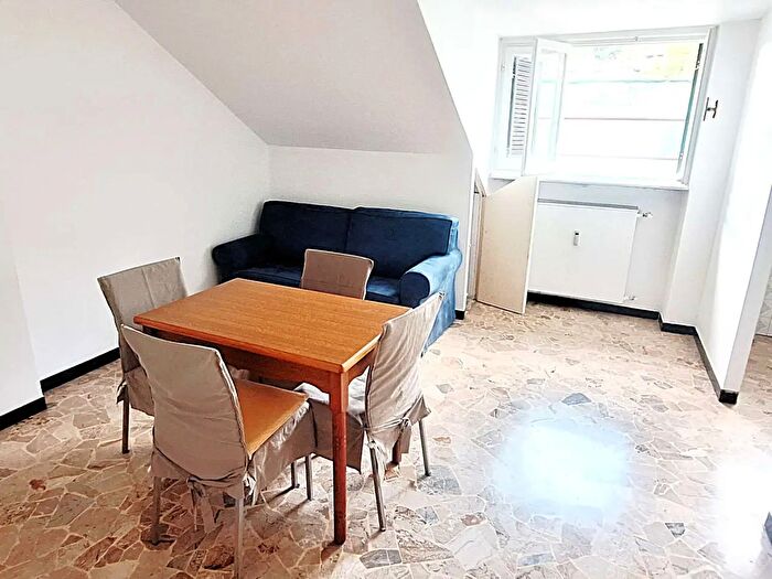 Appartamento quadrilocale in affitto in Via Avosso, Casella