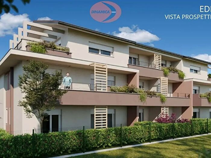 Appartamento quadrilocale in vendita in Via della Pieve, Missaglia