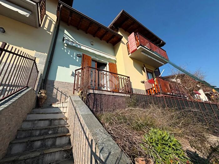 Appartamento bilocale in vendita in Via Cavaghi, Foresto Sparso