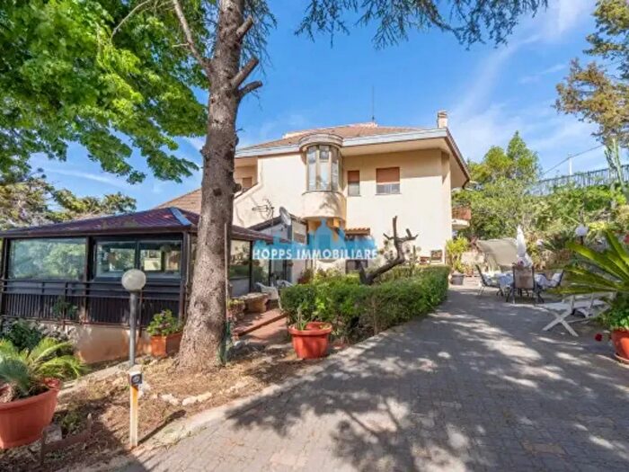 Casa con 6 locali in vendita in Poggio Ridente, Palermo