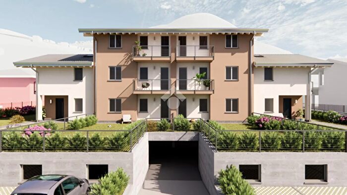 Appartamento trilocale in vendita in Via XXV Aprile, Pian Camuno