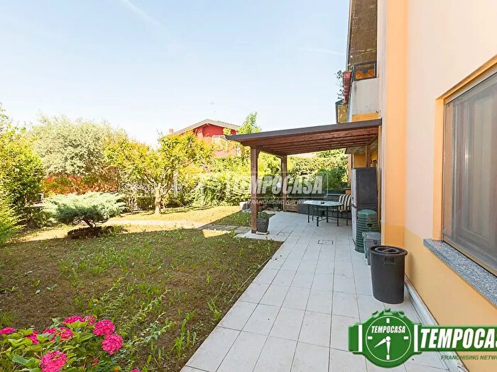 Appartamento bilocale in vendita in Romano Di Lombardia