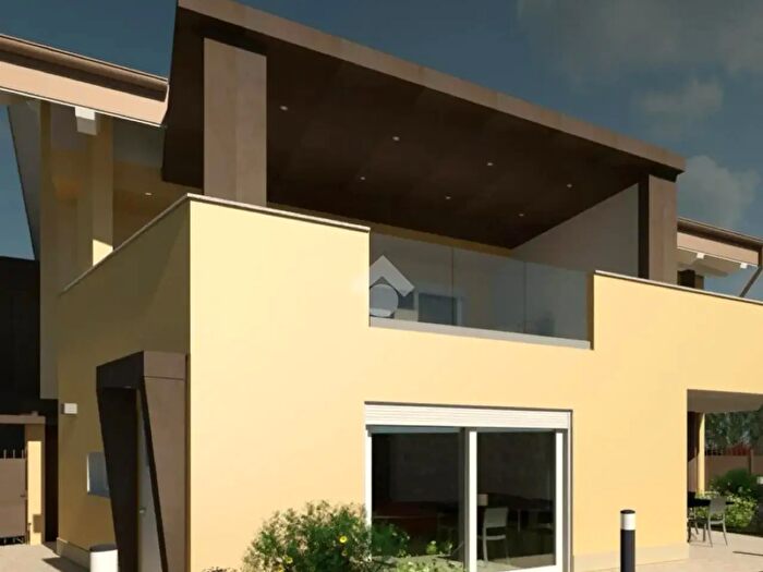 Appartamento quadrilocale in vendita in Via Roma, Bruino