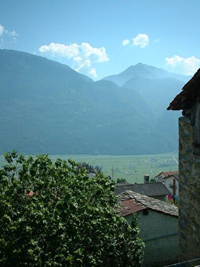 Casa in vendita in Buglio In Monte