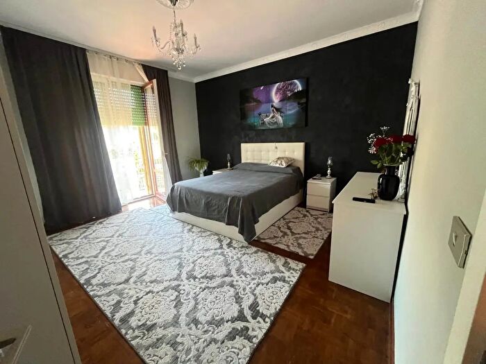 Appartamento con 5 locali in vendita in Salsomaggiore Terme