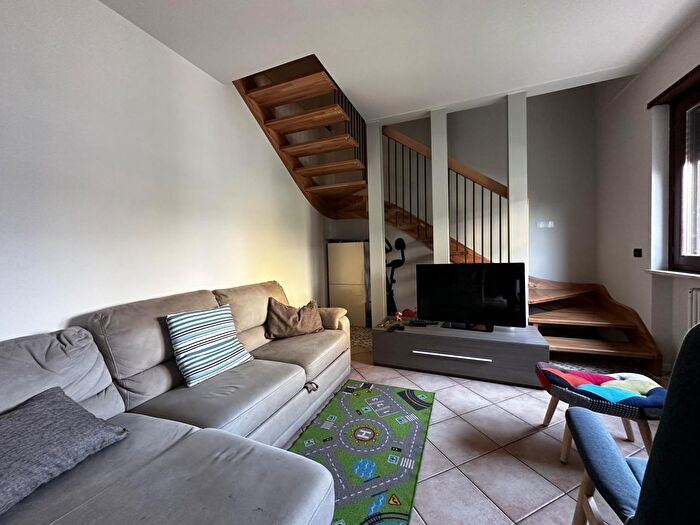 Case in Vendita e in Affitto - 2