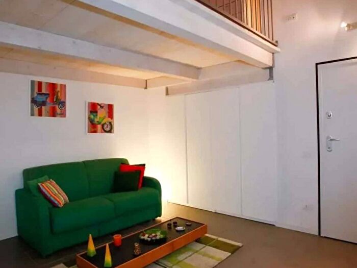 Appartamento monolocale in affitto in Via Raffaele Cadorna, Sallustiano, Roma