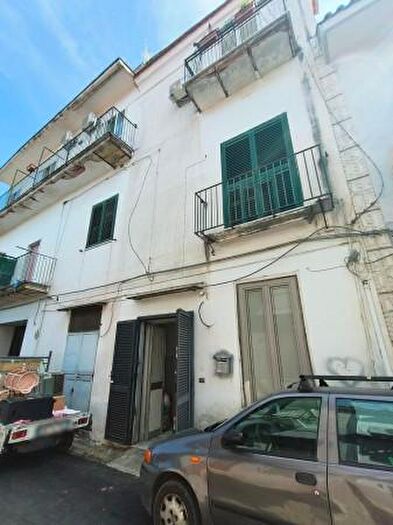 Appartamento quadrilocale in vendita in Via Capocasale, Comiziano