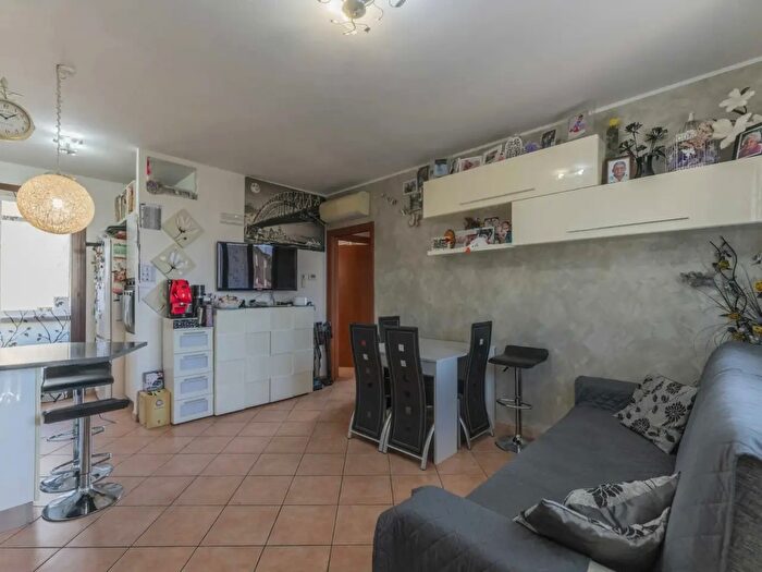 Appartamento trilocale in vendita in San Pietro In Casale