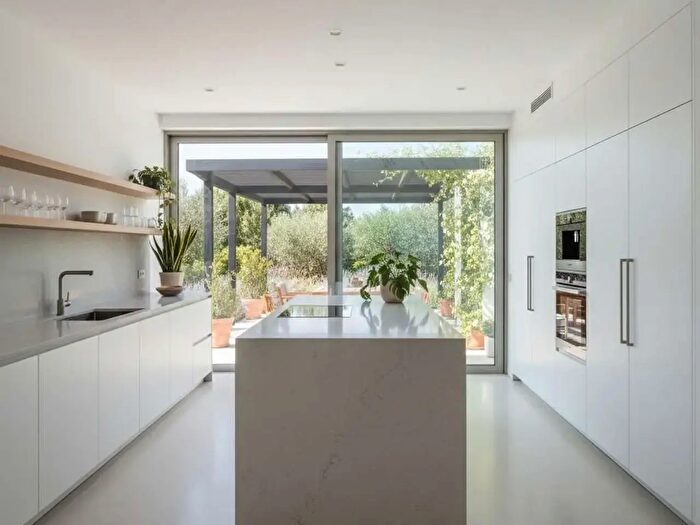 Appartamento con 5 locali in vendita in Via Dina, Conegliano