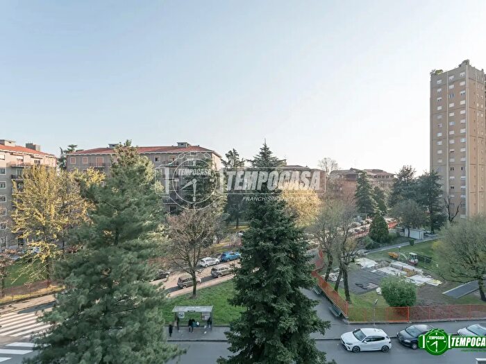 Appartamento trilocale in vendita in Via Gerolamo Arganini, Milano