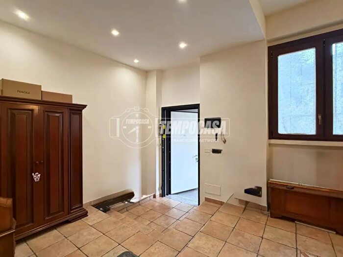 Appartamento quadrilocale in vendita in Via alle Valli, Missaglia