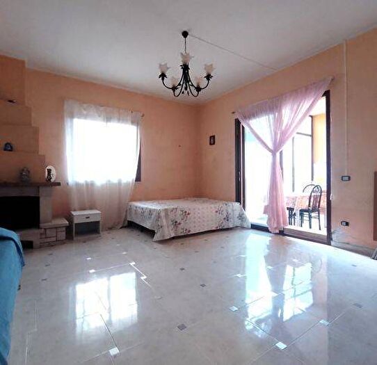 Appartamento bilocale in affitto in Via Contura Superiore, Savoca