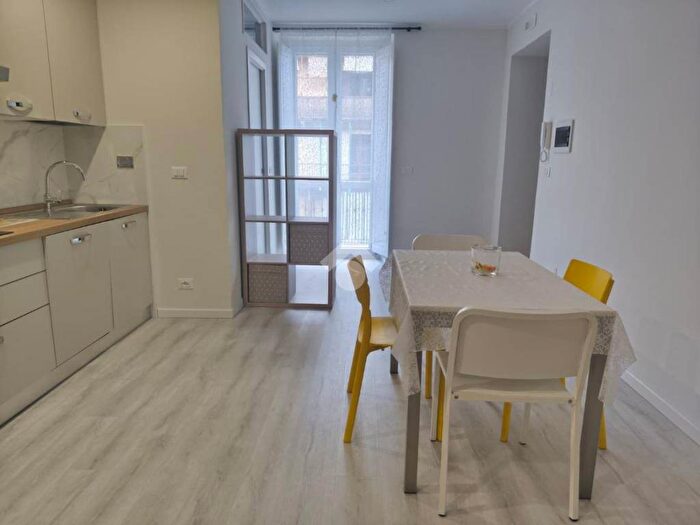 Appartamento quadrilocale in affitto in Via Pisa, Regio Parco, Torino