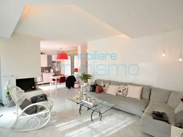 Appartamento con 5 locali in vendita in Riccione