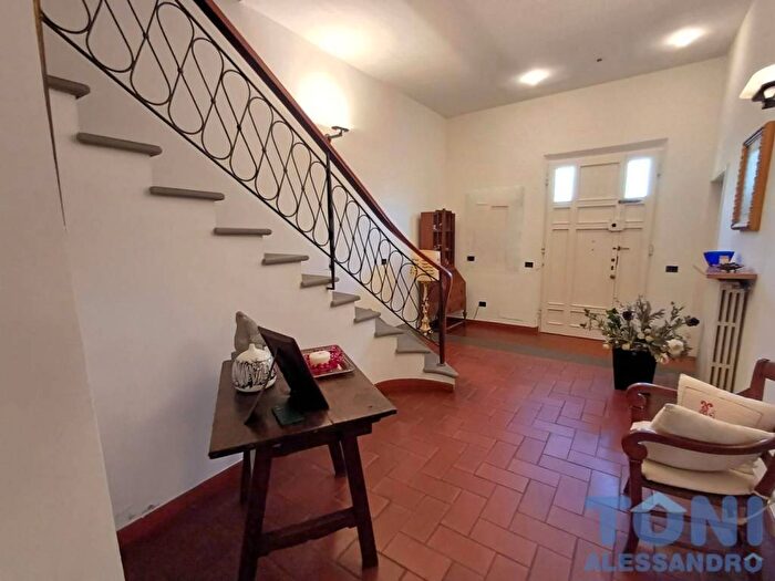 Casa con 6 locali in vendita in San Rocco Lungarno, Empoli