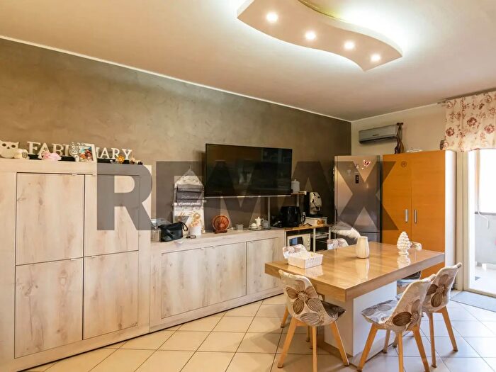 Appartamento quadrilocale in vendita in Viale Librino a, Catania