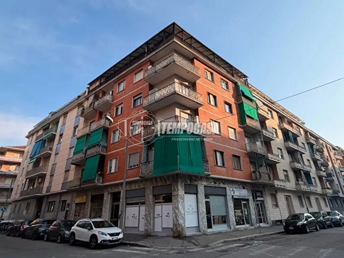 Appartamento bilocale in vendita in Via Lesegno, Torino