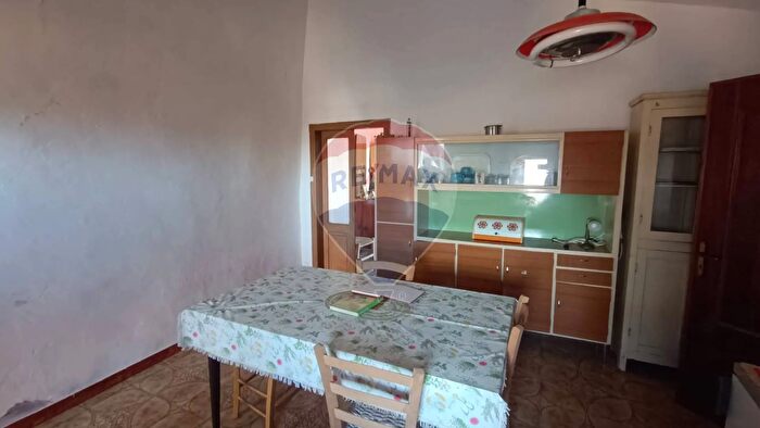 Casa quadrilocale in vendita in Via Lampione, Rocchetta SantAntonio