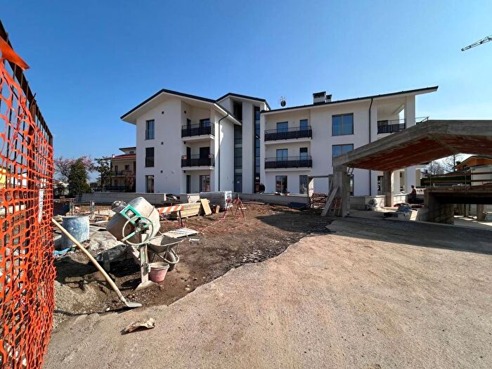 Appartamento trilocale in affitto in Via Martiri, Centro, Beinette