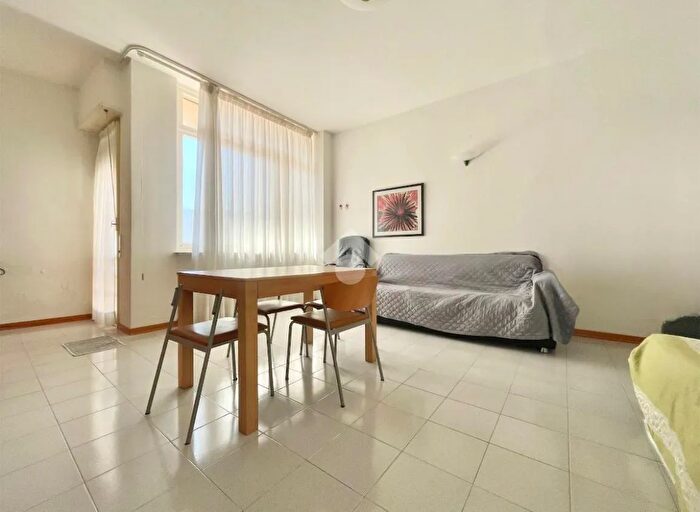 Appartamento trilocale in vendita in Via Alessio Lorenzini, Perugia