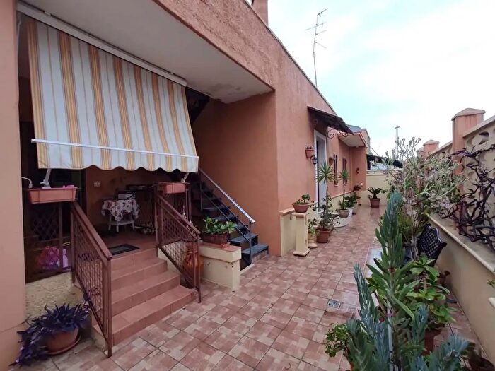 Casa in vendita in Strada Palumbo a, Bari