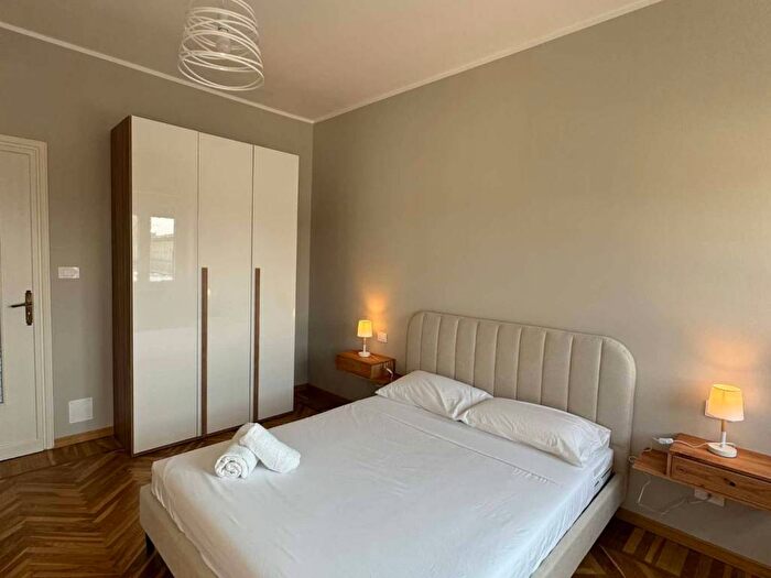 Appartamento quadrilocale in affitto in Piazza della Repubblica, Aurora, Torino