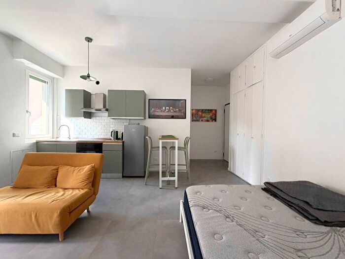 Appartamento monolocale in affitto in Viale Monte Ceneri, Certosa, Milano