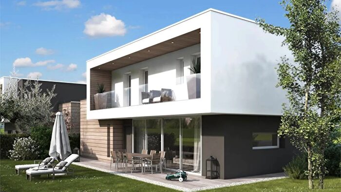 Casa con 10 locali in vendita in Montebelluna Contea, Montebelluna