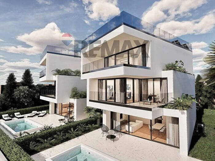 Appartamento quadrilocale in vendita in Costantino Il Grande Snc, Desenzano Del Garda
