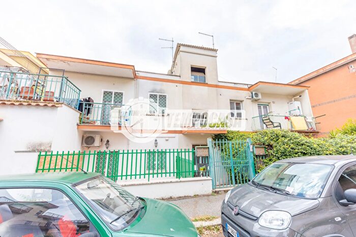 Appartamento bilocale in vendita in Roma