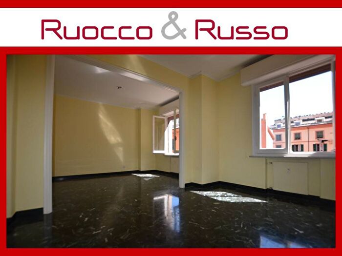 Appartamento con 6 locali in affitto in Via Caffaro, Castelletto, Genova