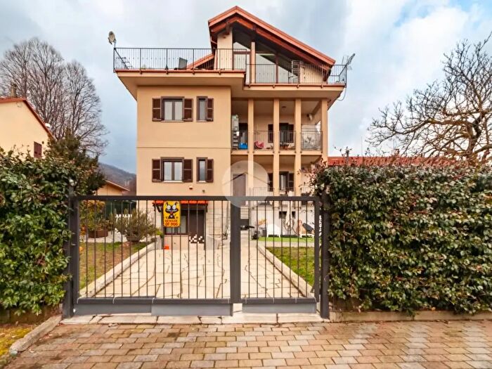 Appartamento trilocale in vendita in Via Giuseppe Bonino, La Cassa