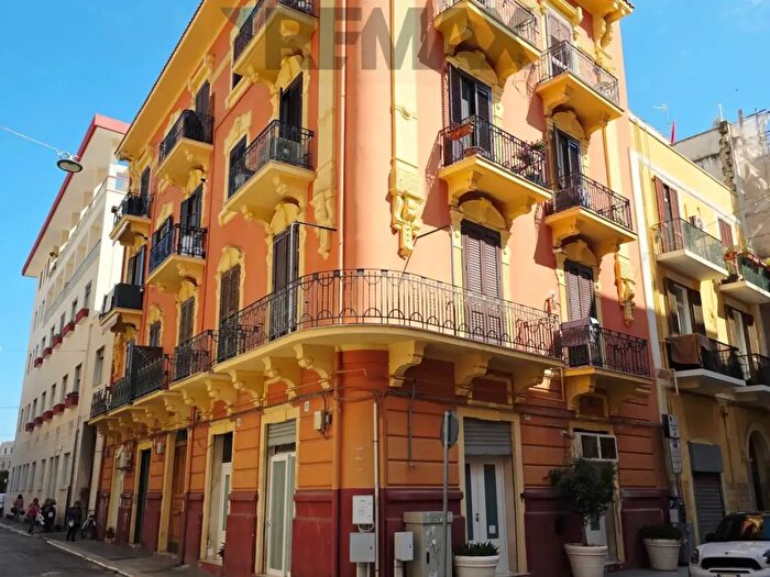 Appartamento monolocale in vendita in Via Valona, Bari