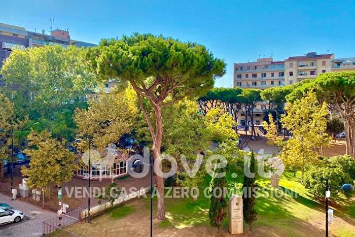 Appartamento quadrilocale in vendita in Piazza Costituzione, Piombino