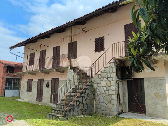 Casa con 6 locali in vendita in Località Biancetta, Cuorgne