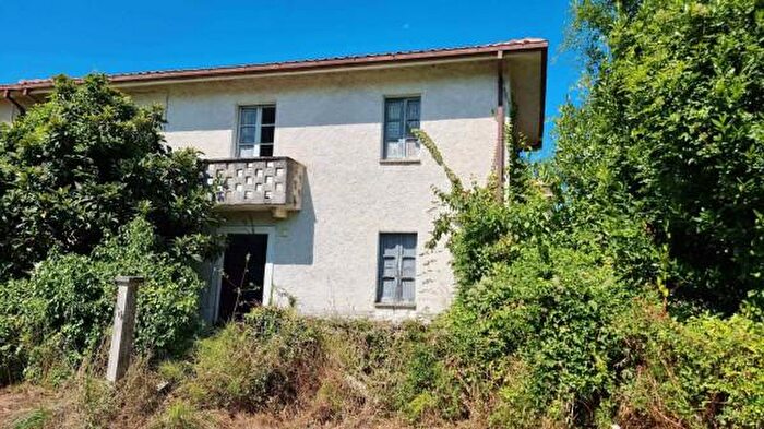 Casa con 6 locali in vendita in Via Strada per Broccoalto c, Broccostella