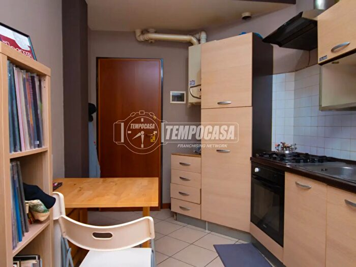 Appartamento bilocale in vendita in Via San Felice, Bologna