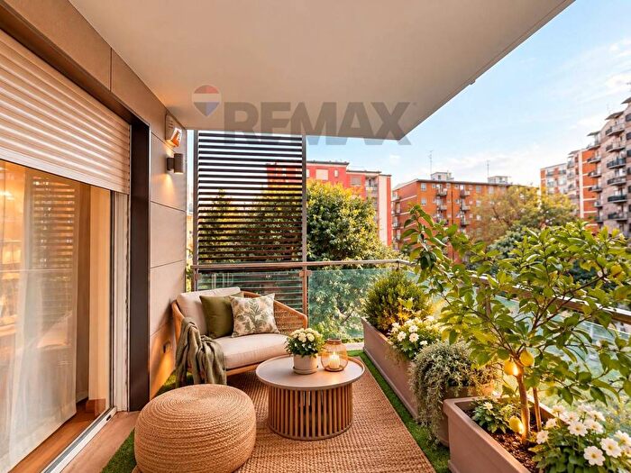 Appartamento trilocale in vendita in piazza Tripoli, Tripoli Soderini, Milano