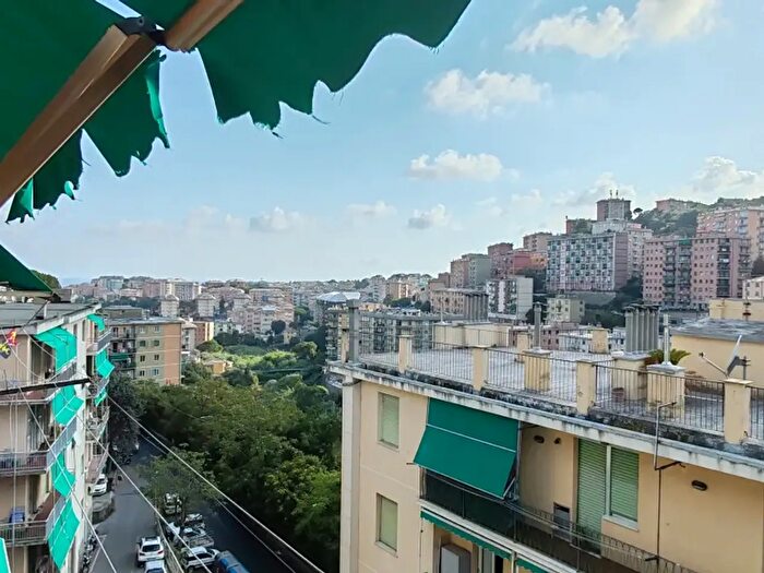 Appartamento monolocale in vendita in Via Antonio Cianciullo, Genova