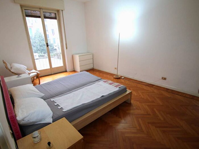 Appartamento trilocale in affitto in Via Angelo Maj, Cadore, Milano