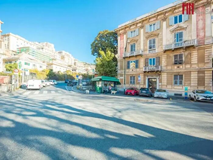 Appartamento bilocale in vendita in Corso Paganini, Genova