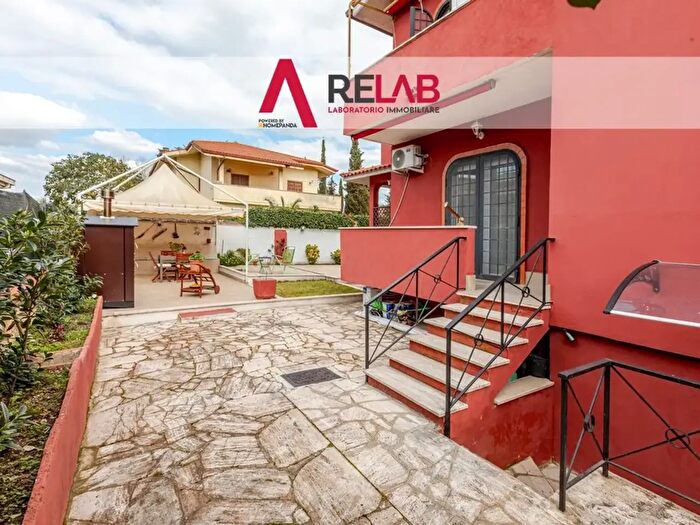 Casa quadrilocale in vendita in Via del Cinema, Anzio