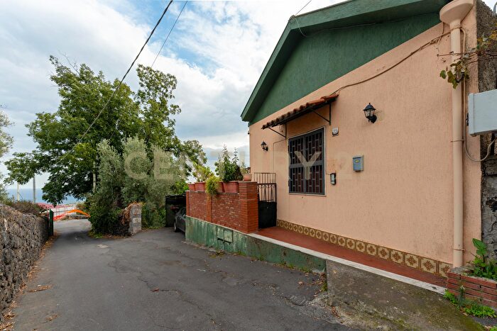 Casa trilocale in vendita in Via di Bartolo, San Gregorio Di Catania
