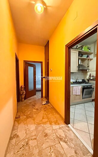 Appartamento trilocale in vendita in Melegnano